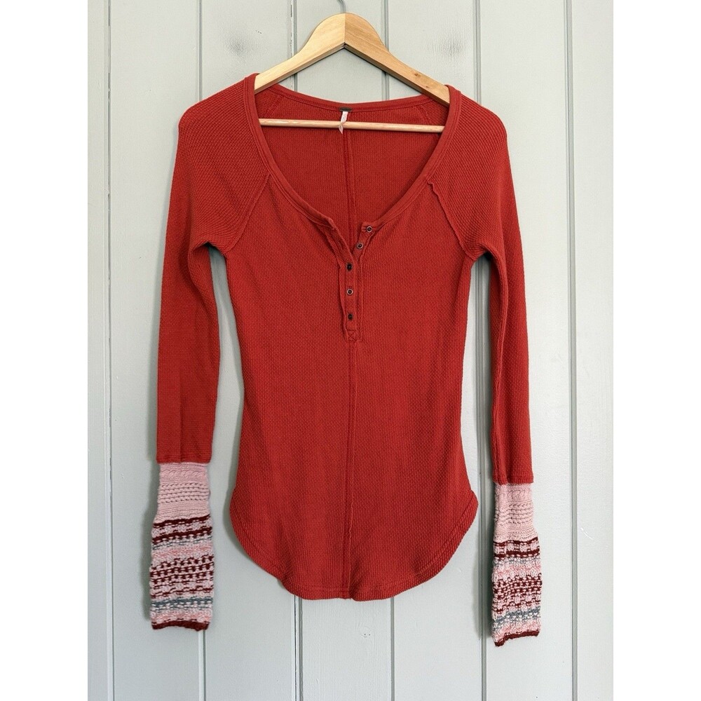 Free People Newbie Ski Lodge Thermal Top XS Crochet Detailed Knit Cuffs